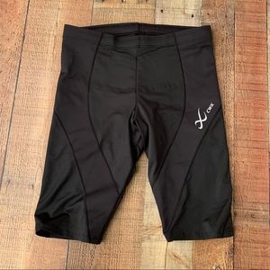 CW-X  Muscle Support Endurance Pro Athletic Compression Shorts 240805 Women’s L
